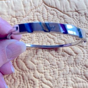 Beautiful .925 silver bangle